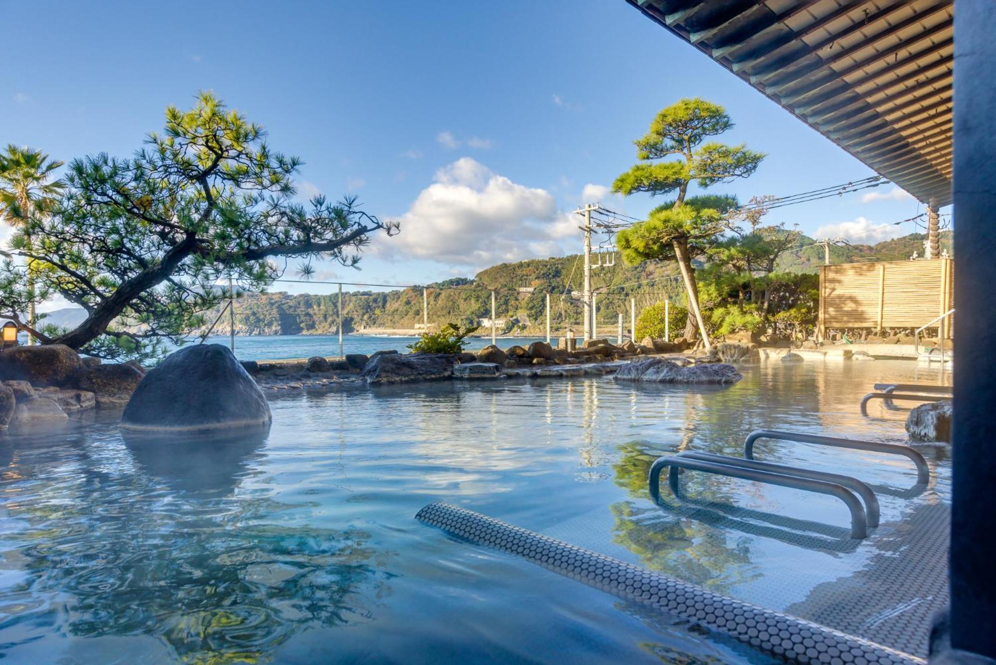 Inatori Ginsuiso Hotel Higashiizu Bagian luar foto